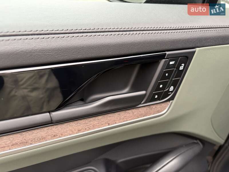 Внедорожник / Кроссовер Porsche Cayenne 2024 в Киеве фото 14 Внедорожник / Кроссовер Porsche Cayenne 2024 в Киеве