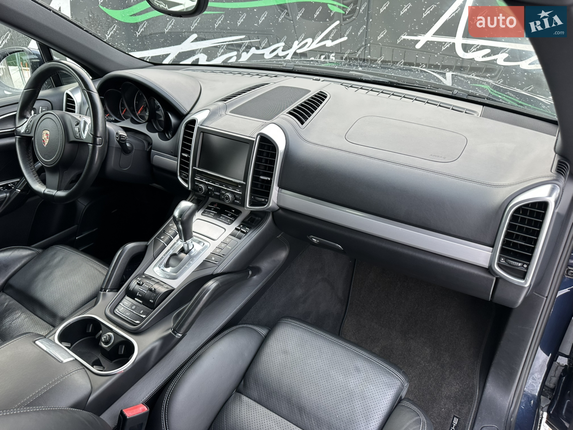 2011 Porsche Cayenne - мініатюра 18