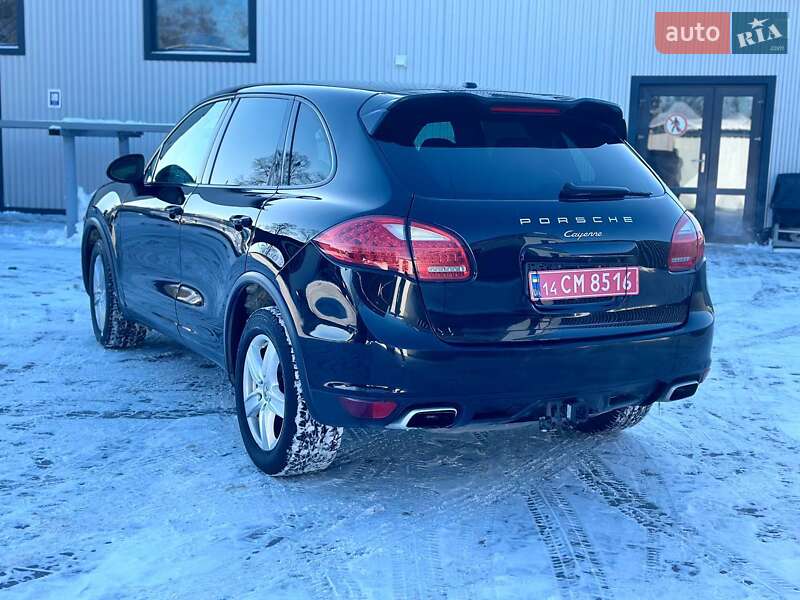 Внедорожник / Кроссовер Porsche Cayenne 2013 в Владимире
