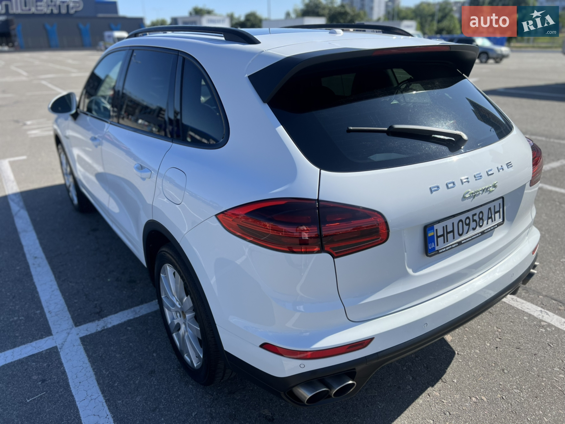 2015 Porsche Cayenne - мініатюра 14