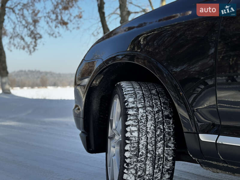 Внедорожник / Кроссовер Porsche Cayenne 2008 в Киеве