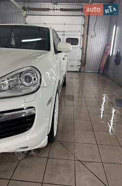 Позашляховик / Кросовер Porsche Cayenne 2008 в Києві