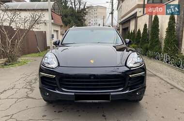 Внедорожник / Кроссовер Porsche Cayenne 2016 в Одессе