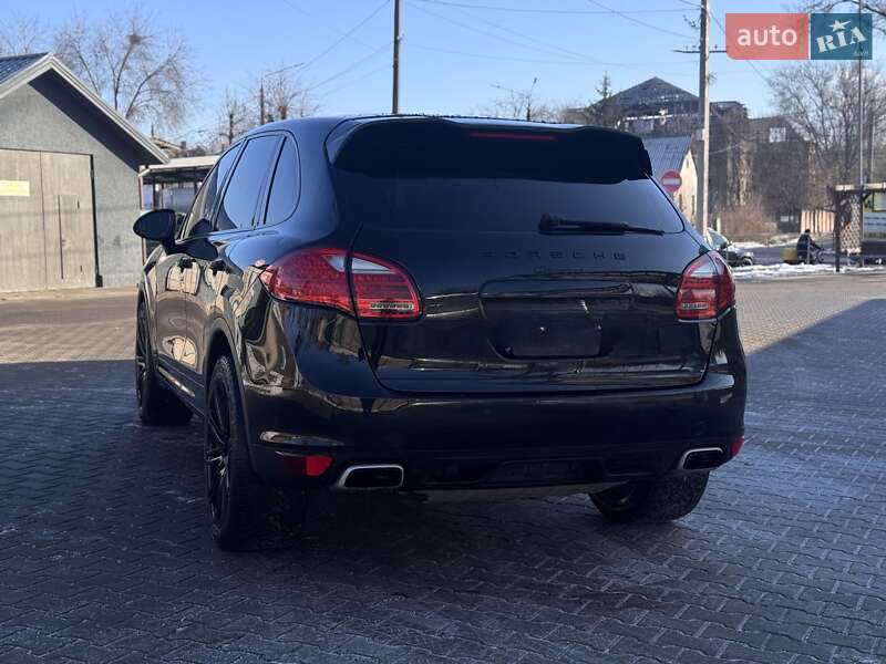 Внедорожник / Кроссовер Porsche Cayenne 2012 в Кривом Роге