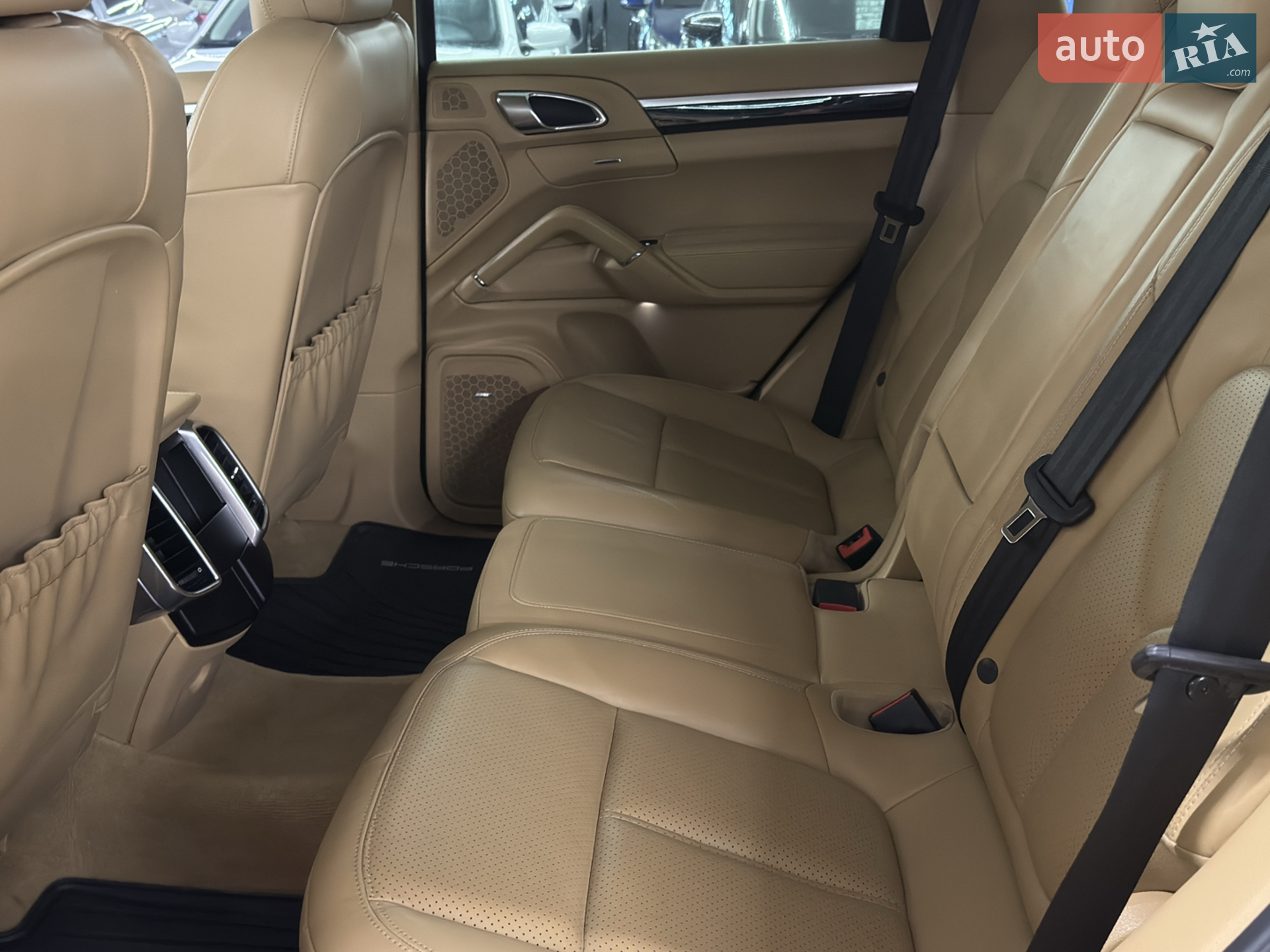 2013 Porsche Cayenne - мініатюра 24