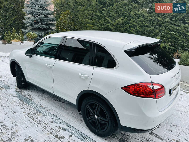 Внедорожник / Кроссовер Porsche Cayenne 2013 в Одессе