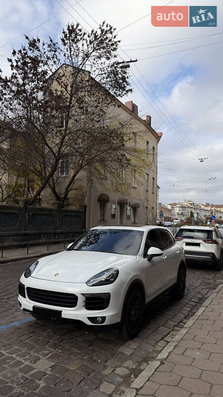 Внедорожник / Кроссовер Porsche Cayenne 2016 в Львове фото 6 Внедорожник / Кроссовер Porsche Cayenne 2016 в Львове