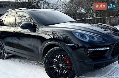 Позашляховик / Кросовер Porsche Cayenne 2010 в Києві