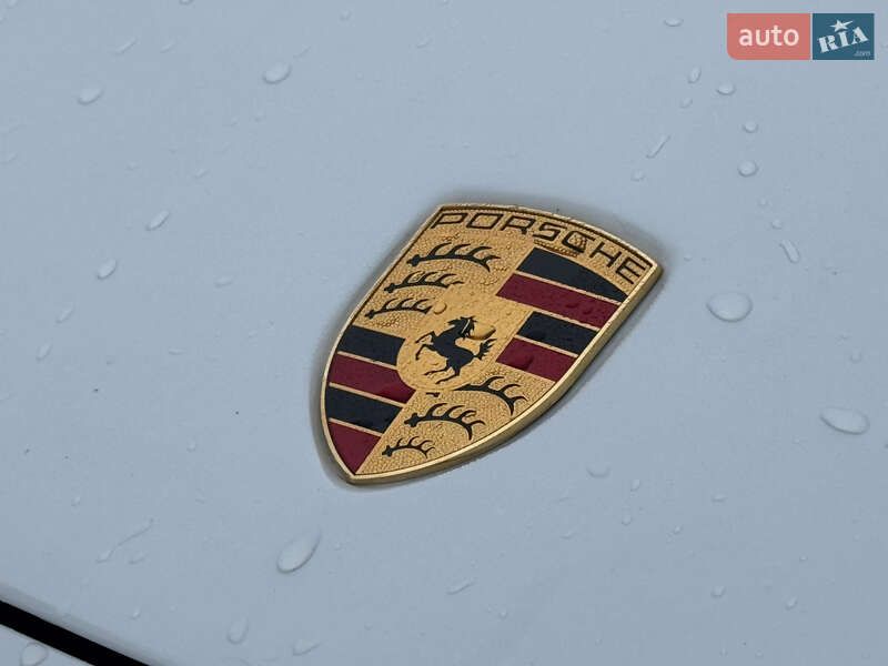 Внедорожник / Кроссовер Porsche Cayenne 2018 в Киеве