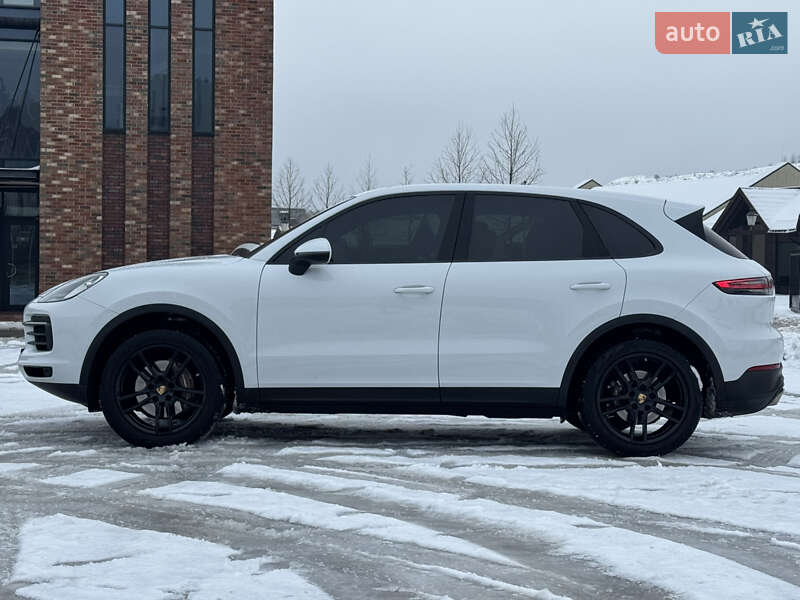 Внедорожник / Кроссовер Porsche Cayenne 2018 в Киеве