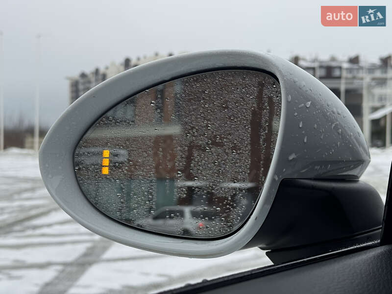 Внедорожник / Кроссовер Porsche Cayenne 2018 в Киеве