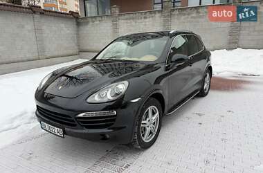 Внедорожник / Кроссовер Porsche Cayenne 2013 в Ровно