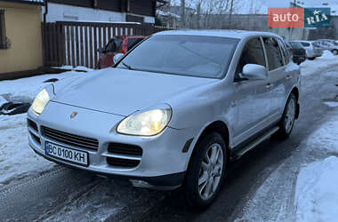 Внедорожник / Кроссовер Porsche Cayenne 2004 в Самборе