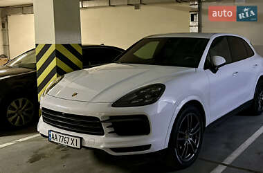 Внедорожник / Кроссовер Porsche Cayenne 2021 в Киеве