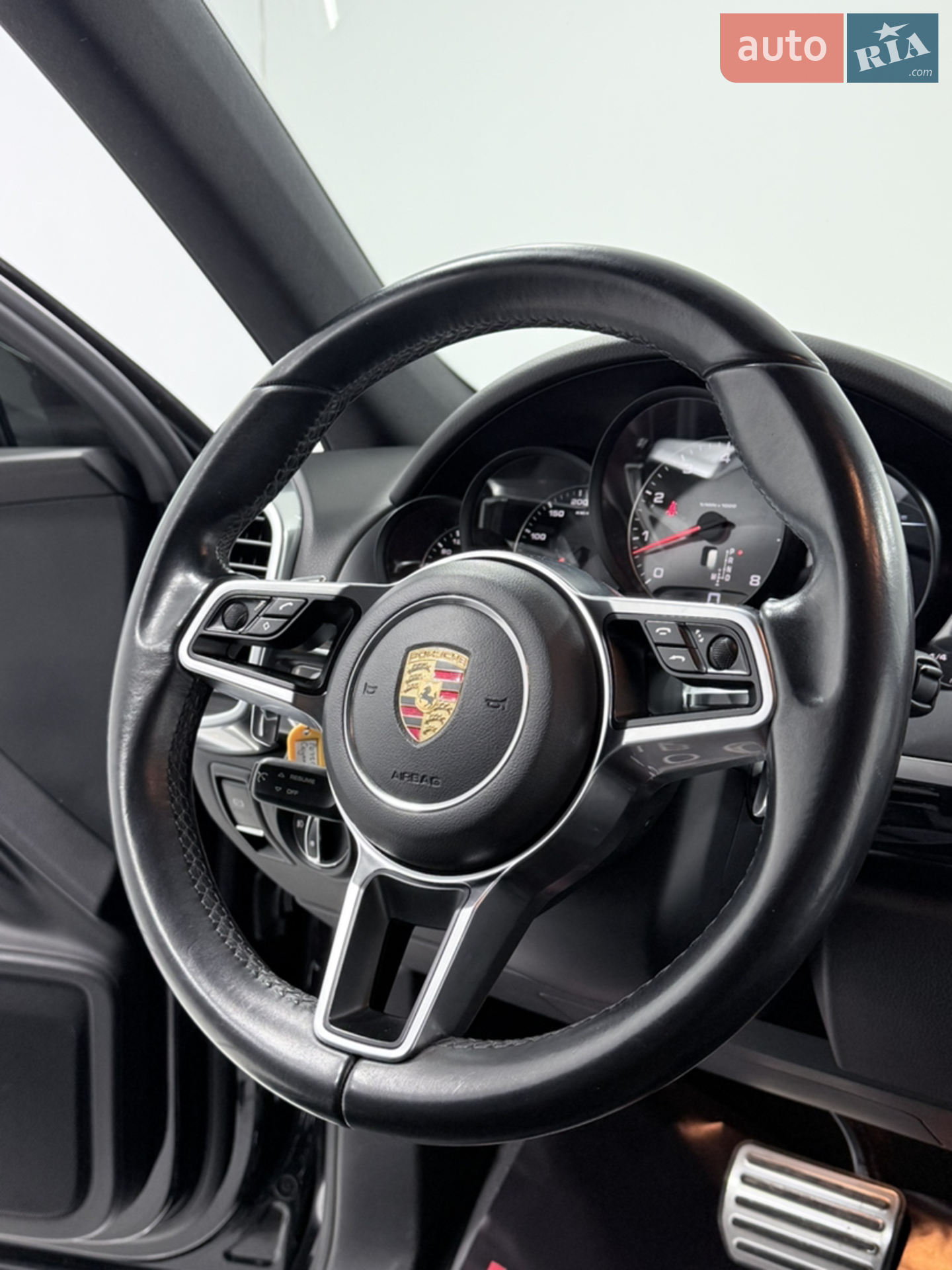 2014 Porsche Cayenne - мініатюра 27