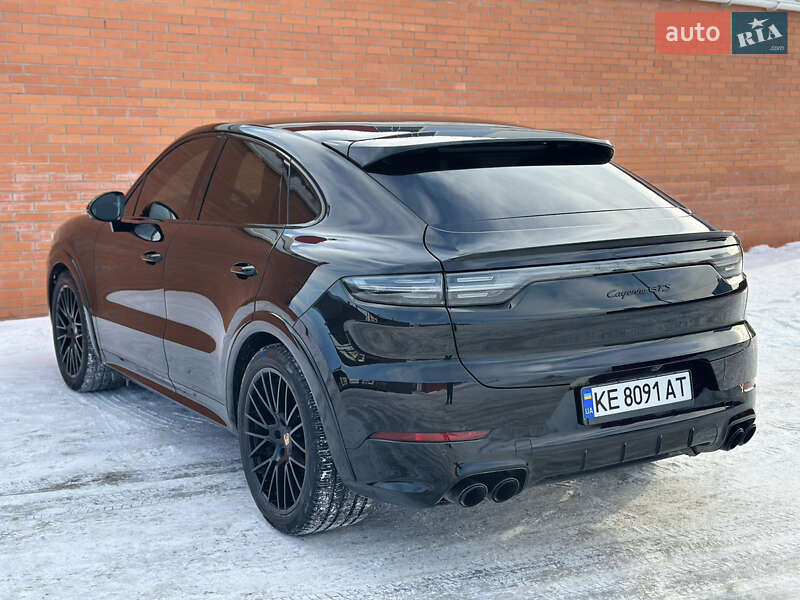 Внедорожник / Кроссовер Porsche Cayenne 2022 в Киеве