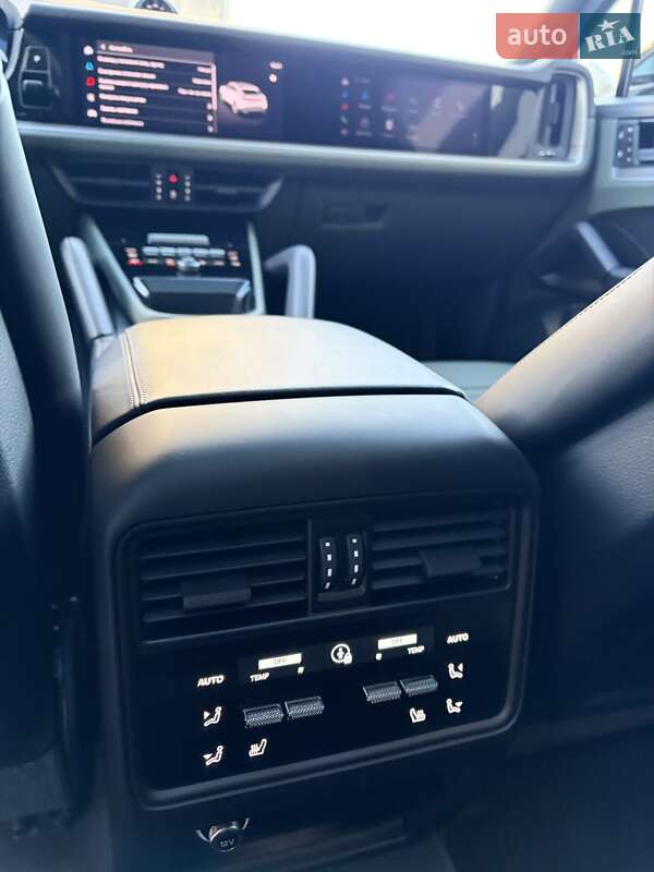 Внедорожник / Кроссовер Porsche Cayenne 2024 в Киеве фото 140 Внедорожник / Кроссовер Porsche Cayenne 2024 в Киеве