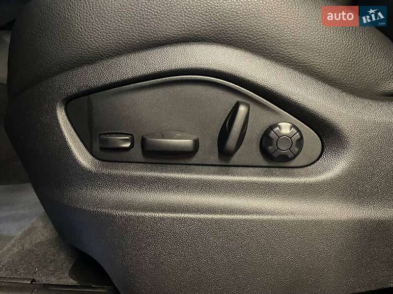 Внедорожник / Кроссовер Porsche Cayenne 2023 в Киеве фото 48 Внедорожник / Кроссовер Porsche Cayenne 2023 в Киеве