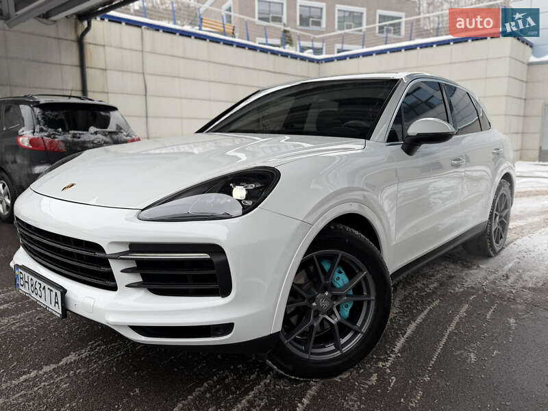 Внедорожник / Кроссовер Porsche Cayenne 2018 в Киеве
