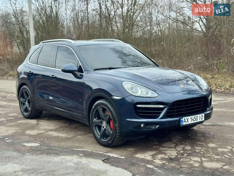 Внедорожник / Кроссовер Porsche Cayenne 2010 в Житомире