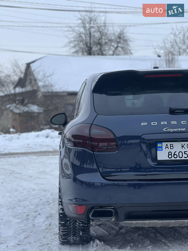 Внедорожник / Кроссовер Porsche Cayenne 2012 в Виннице