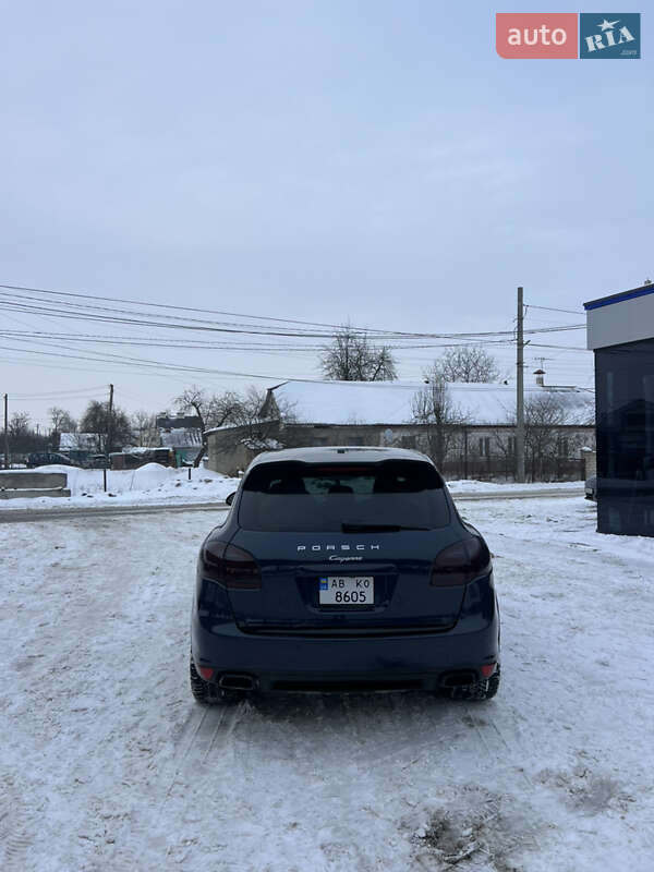 Внедорожник / Кроссовер Porsche Cayenne 2012 в Виннице