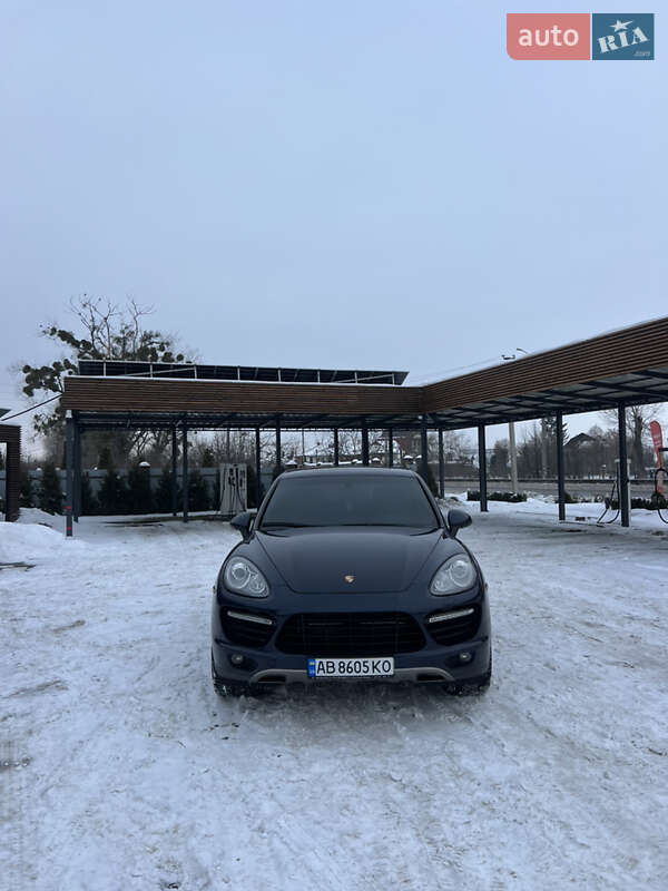 Внедорожник / Кроссовер Porsche Cayenne 2012 в Виннице