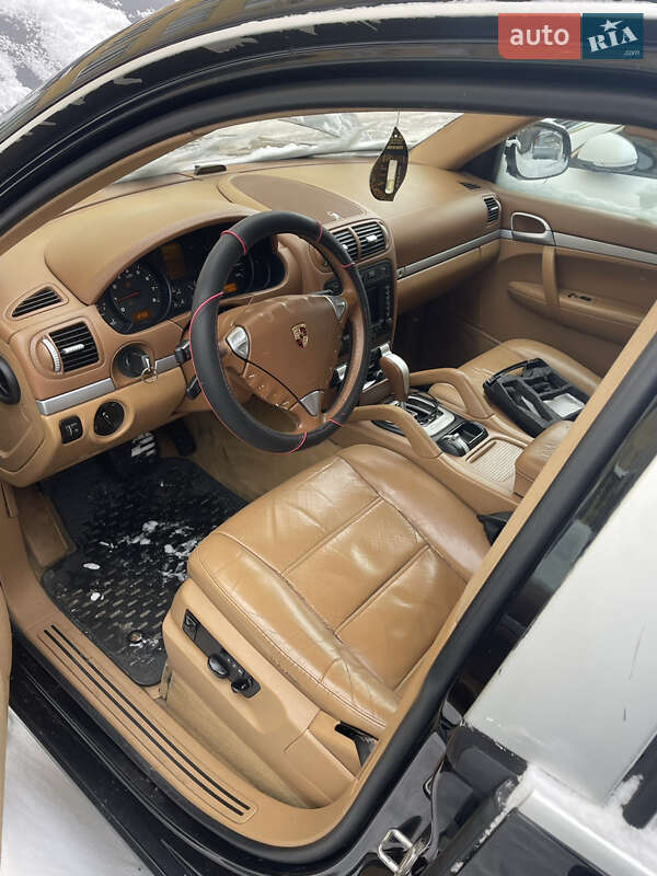 Внедорожник / Кроссовер Porsche Cayenne 2006 в Софиевской Борщаговке