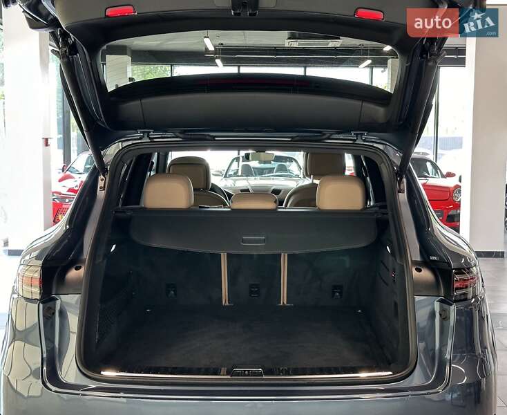 Внедорожник / Кроссовер Porsche Cayenne 2019 в Львове фото 55 Внедорожник / Кроссовер Porsche Cayenne 2019 в Львове