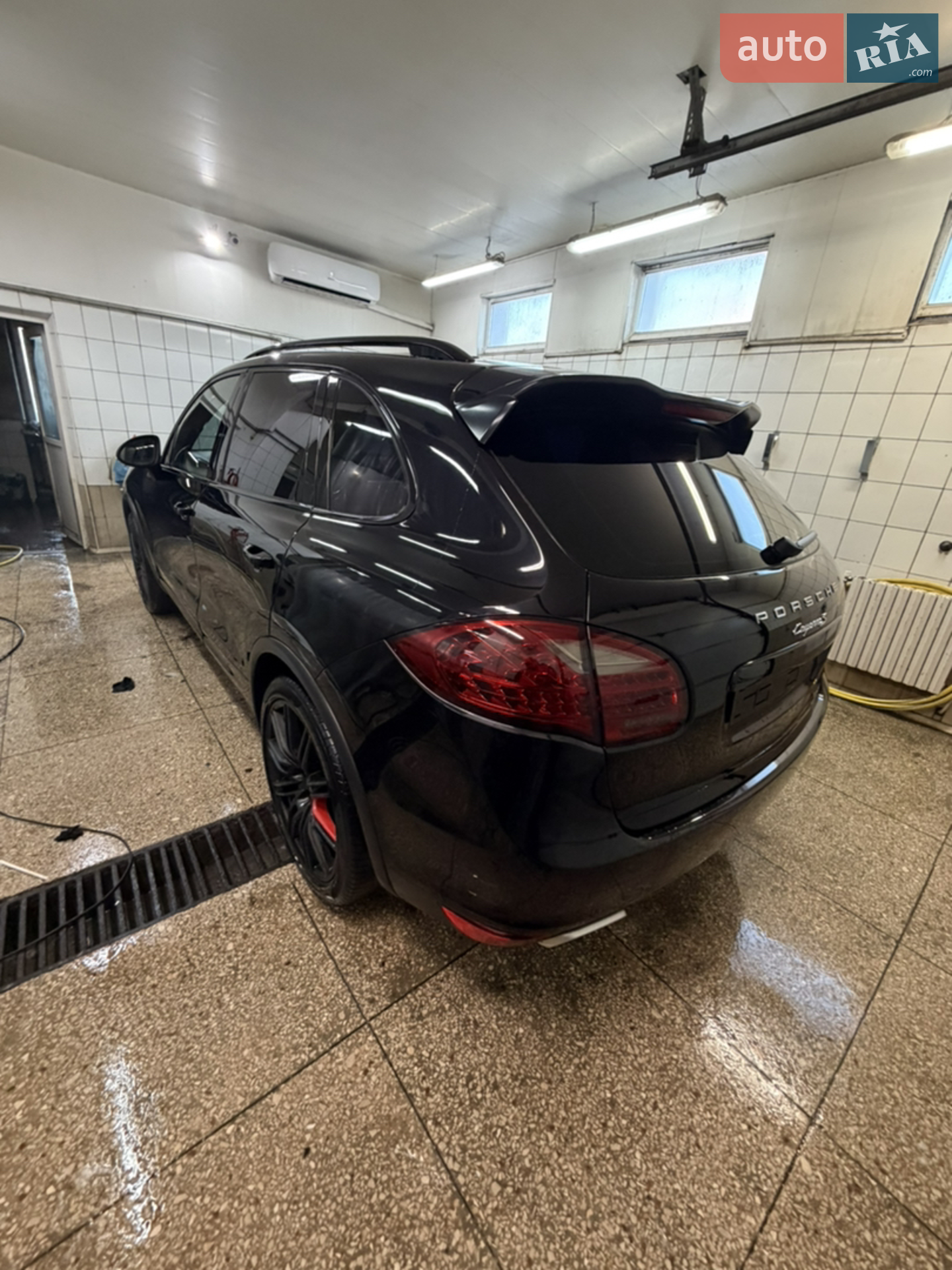 2010 Porsche Cayenne - мініатюра 9