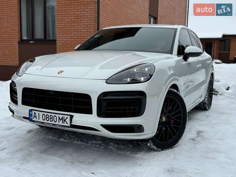 Porsche Cayenne 2021