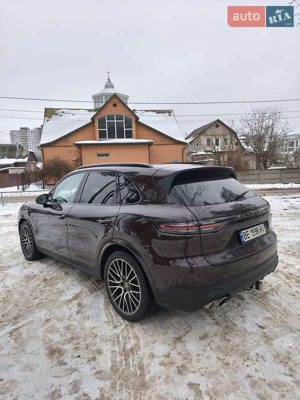 Внедорожник / Кроссовер Porsche Cayenne 2019 в Киеве фото 28 Внедорожник / Кроссовер Porsche Cayenne 2019 в Киеве