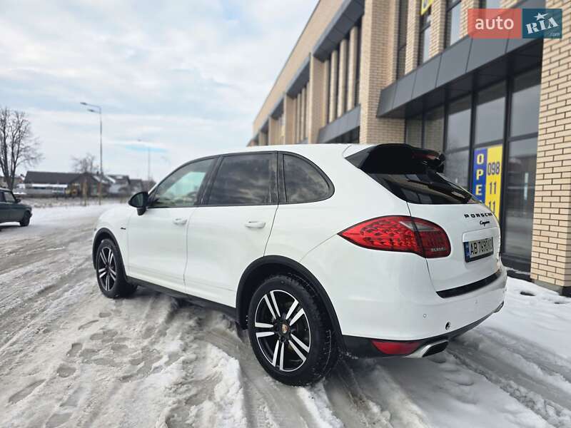 Внедорожник / Кроссовер Porsche Cayenne 2012 в Виннице