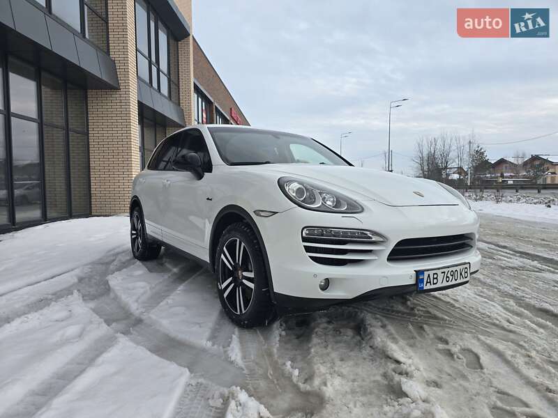 Внедорожник / Кроссовер Porsche Cayenne 2012 в Виннице