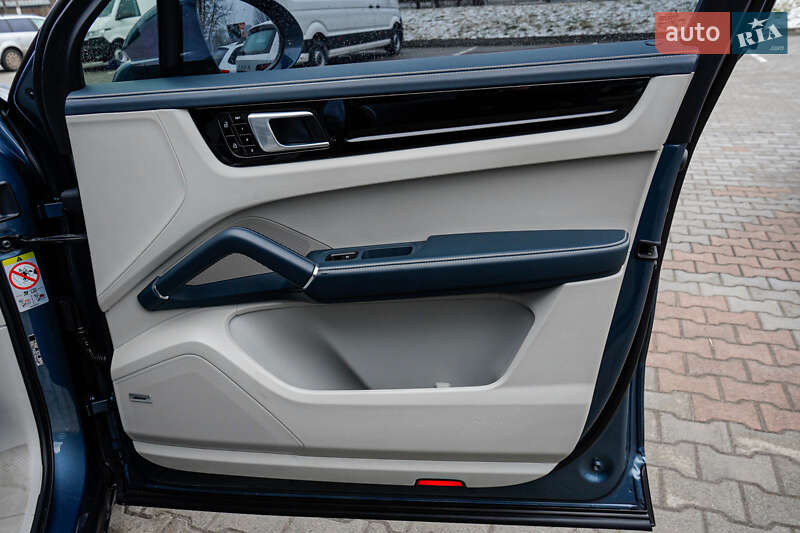 Внедорожник / Кроссовер Porsche Cayenne 2019 в Житомире фото 31 Внедорожник / Кроссовер Porsche Cayenne 2019 в Житомире
