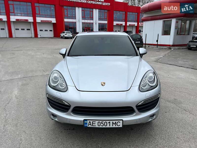 Внедорожник / Кроссовер Porsche Cayenne 2010 в Днепре