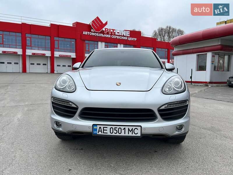 Внедорожник / Кроссовер Porsche Cayenne 2010 в Днепре