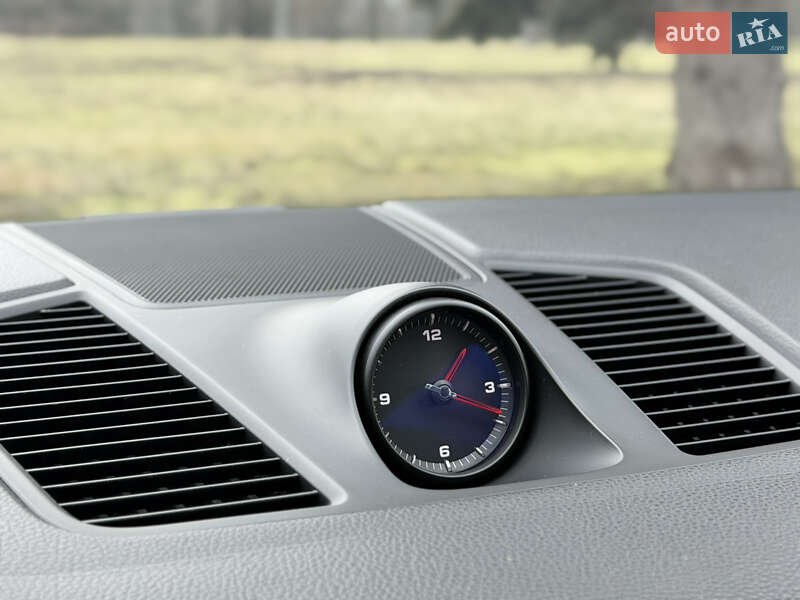 Внедорожник / Кроссовер Porsche Cayenne 2019 в Одессе