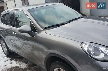 Внедорожник / Кроссовер Porsche Cayenne 2015 в Дрогобыче