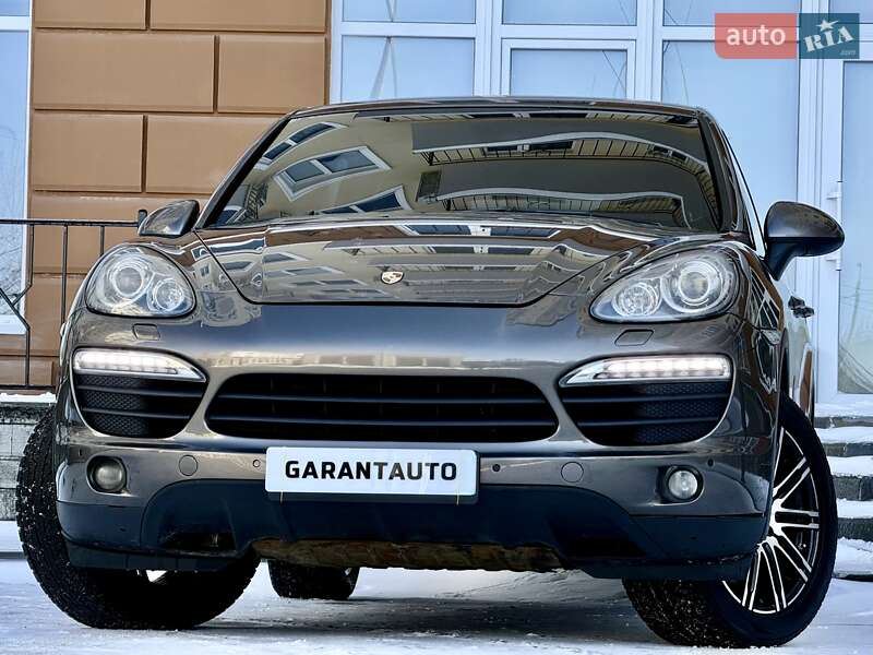 Porsche Cayenne 2012