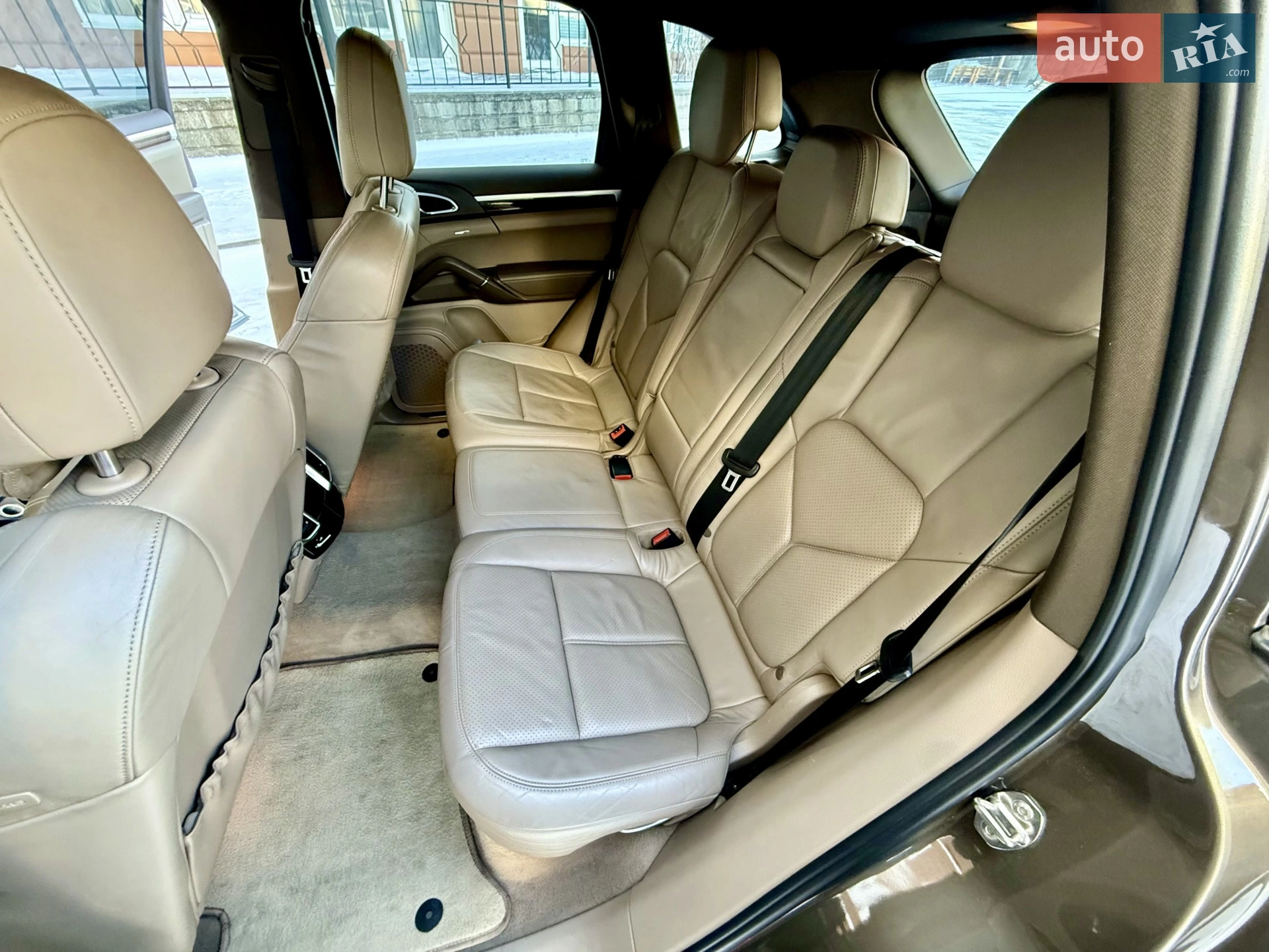 2011 Porsche Cayenne - мініатюра 45