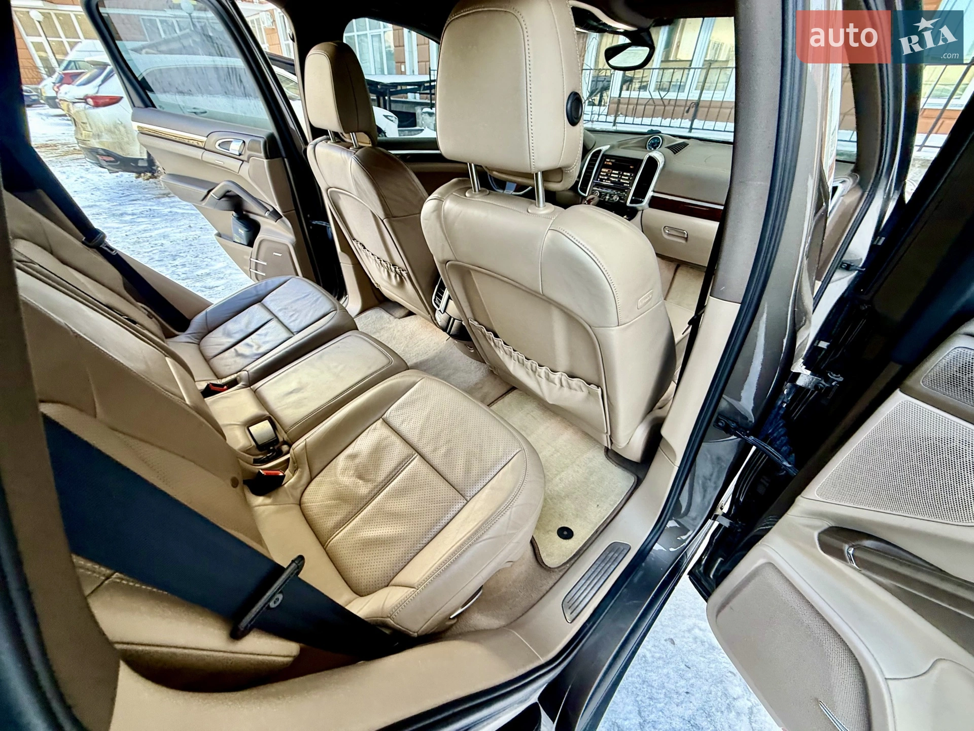 2011 Porsche Cayenne - мініатюра 54