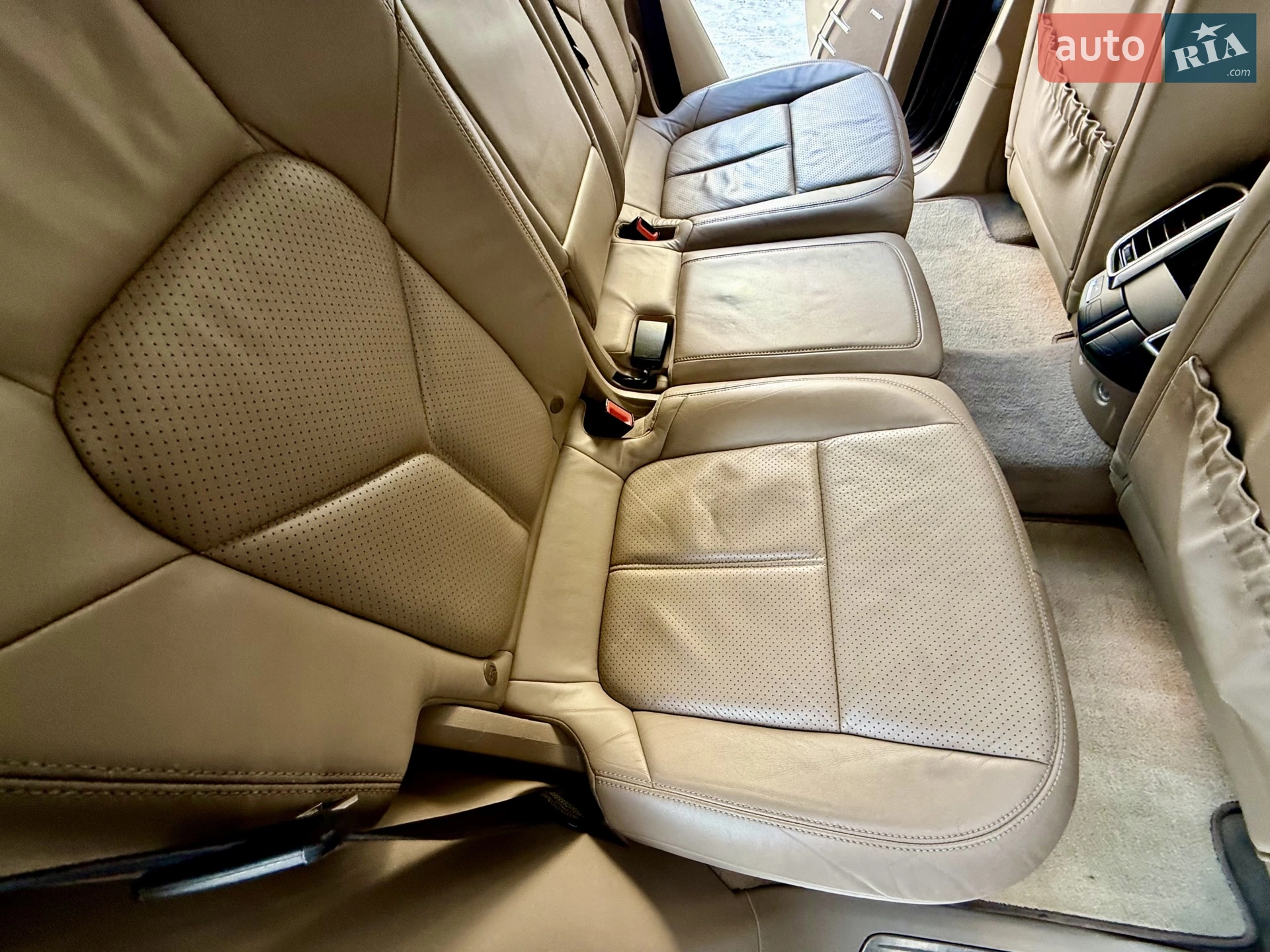2011 Porsche Cayenne - мініатюра 58