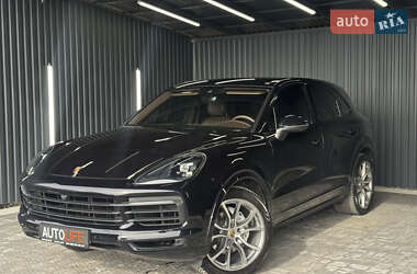 Внедорожник / Кроссовер Porsche Cayenne 2018 в Мукачево