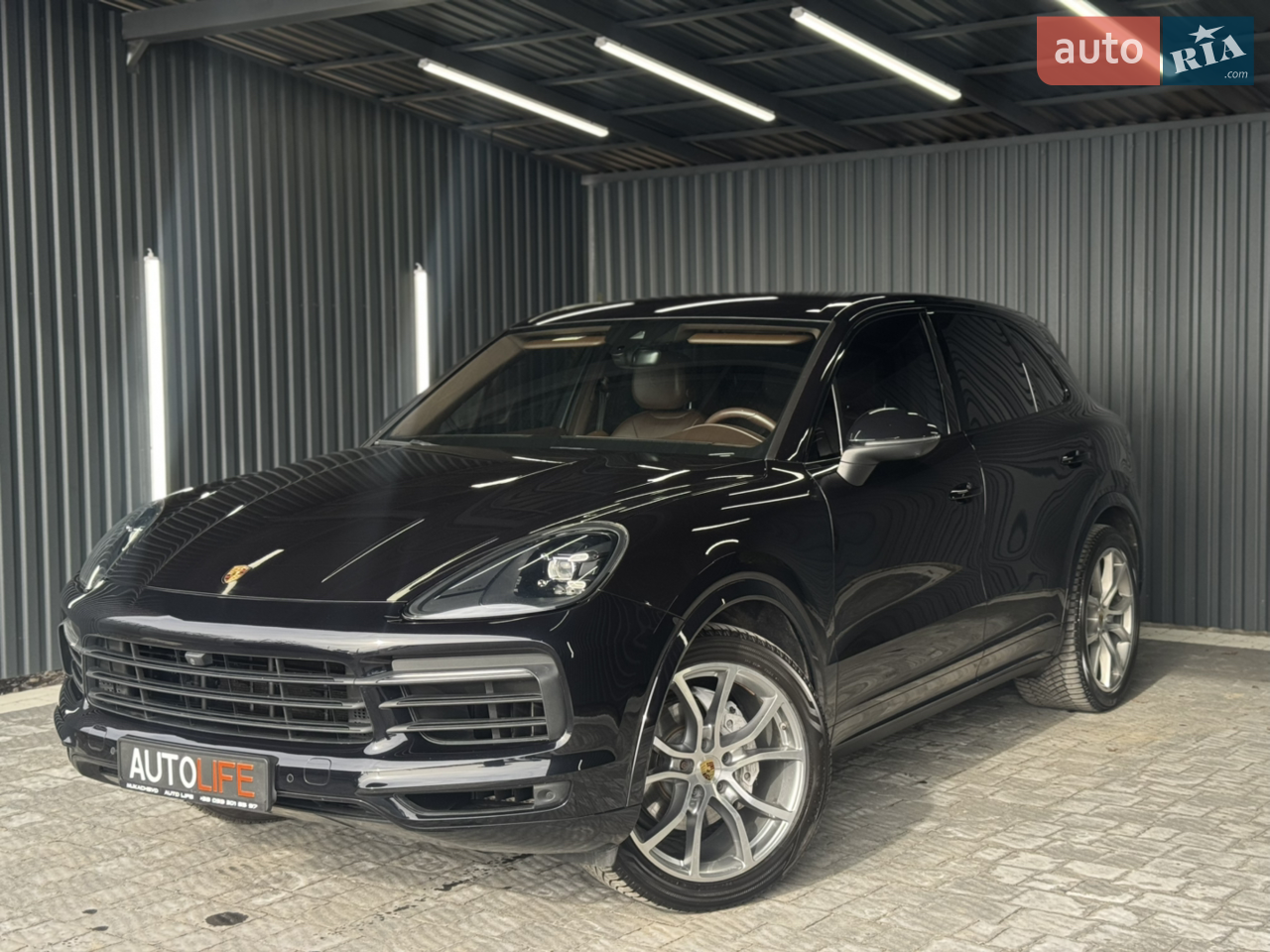 2017 Porsche Cayenne - мініатюра 9