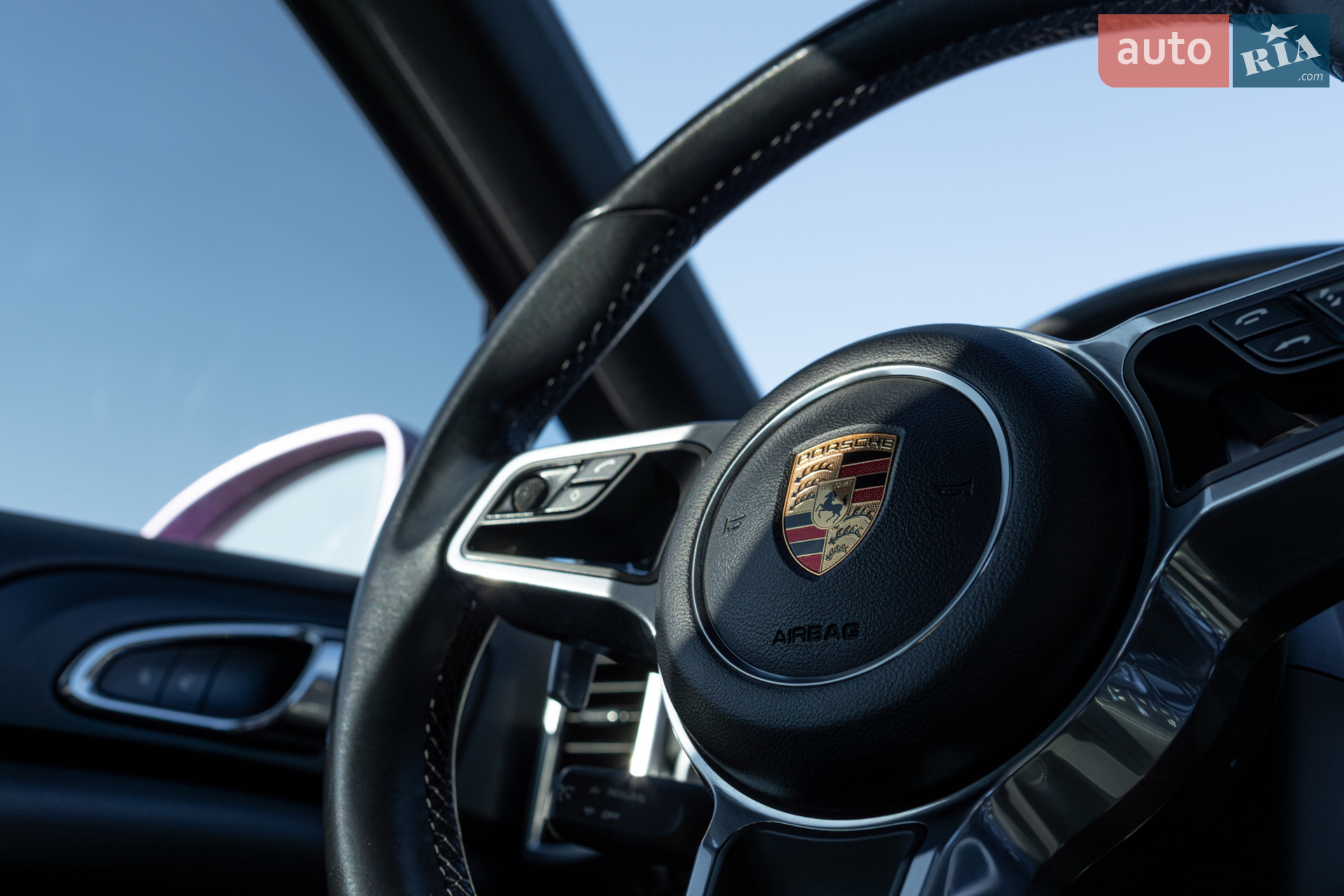 2017 Porsche Cayenne - мініатюра 9
