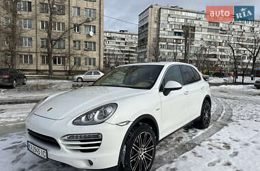 Внедорожник / Кроссовер Porsche Cayenne 2012 в Киеве