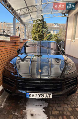 Внедорожник / Кроссовер Porsche Cayenne 2025 в Кривом Роге