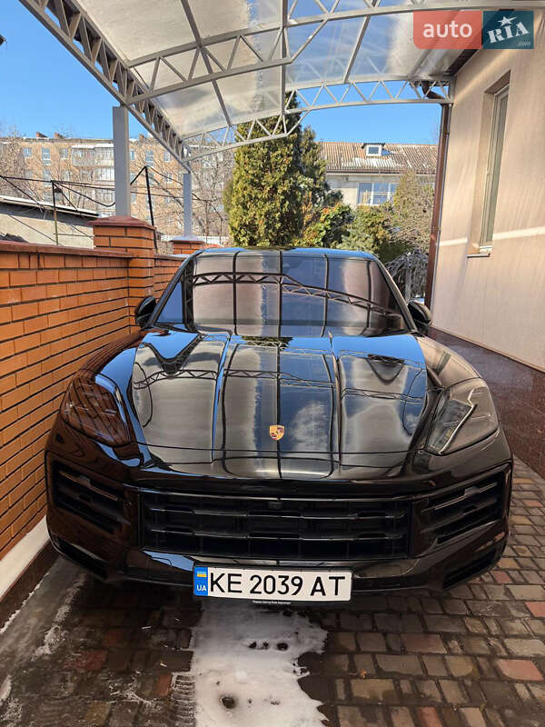 Porsche Cayenne 2025