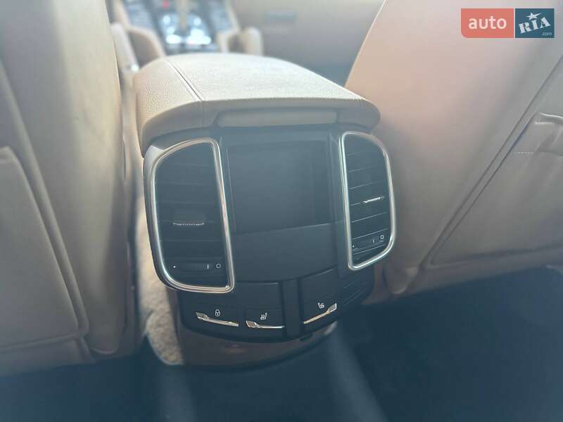 Внедорожник / Кроссовер Porsche Cayenne 2015 в Киеве фото 21 Внедорожник / Кроссовер Porsche Cayenne 2015 в Киеве